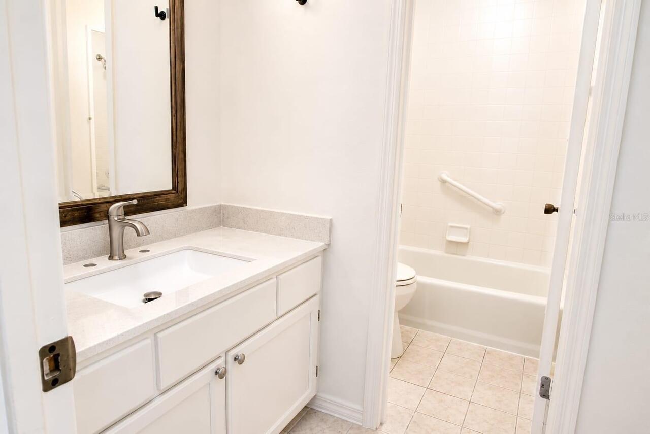 Listing Photo 9