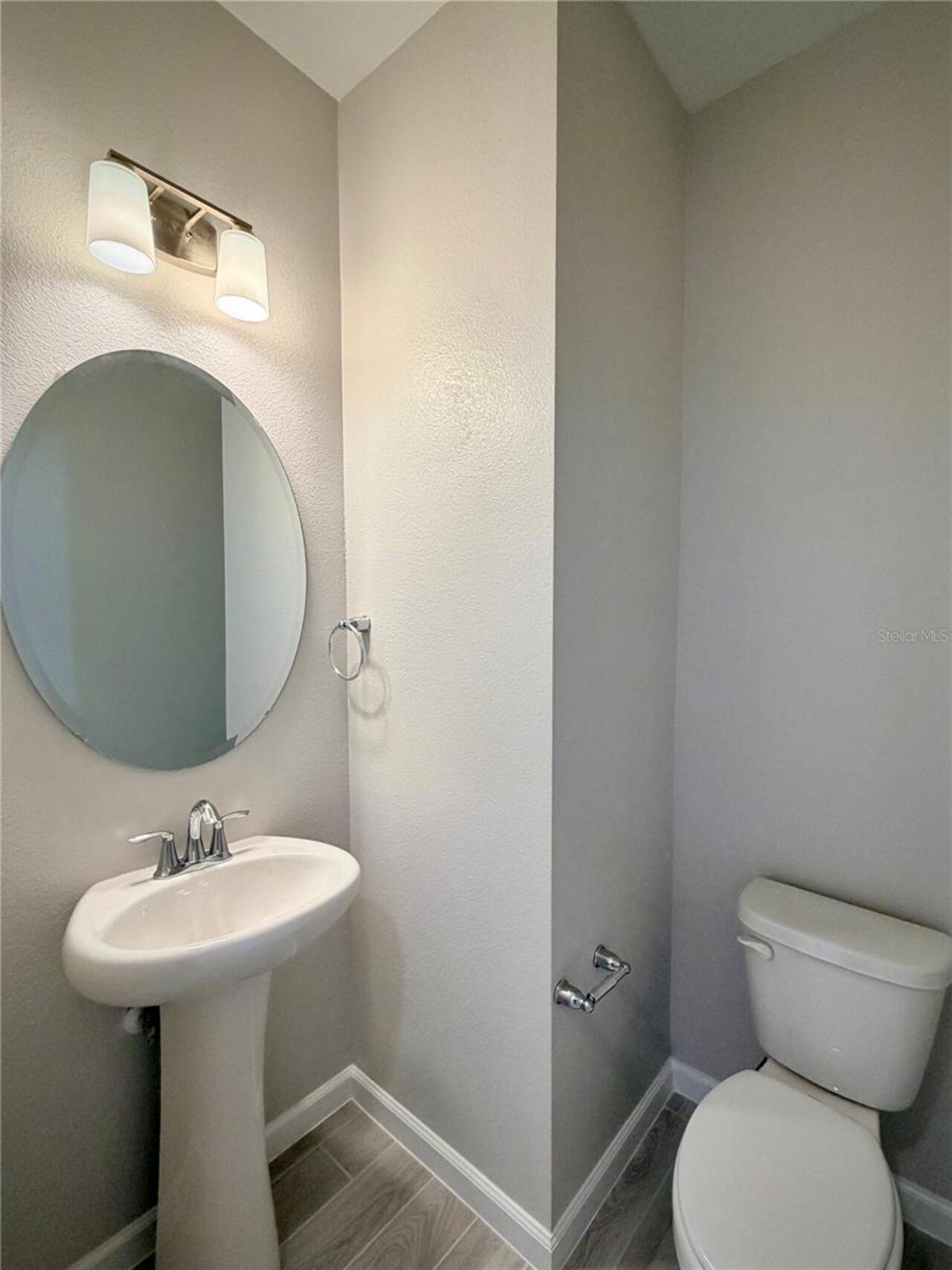 Listing Photo 9