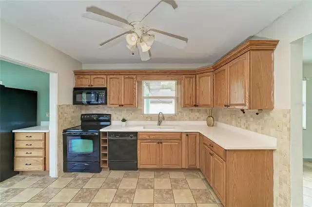 Listing Photo 19