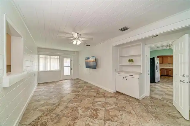 Listing Photo 33