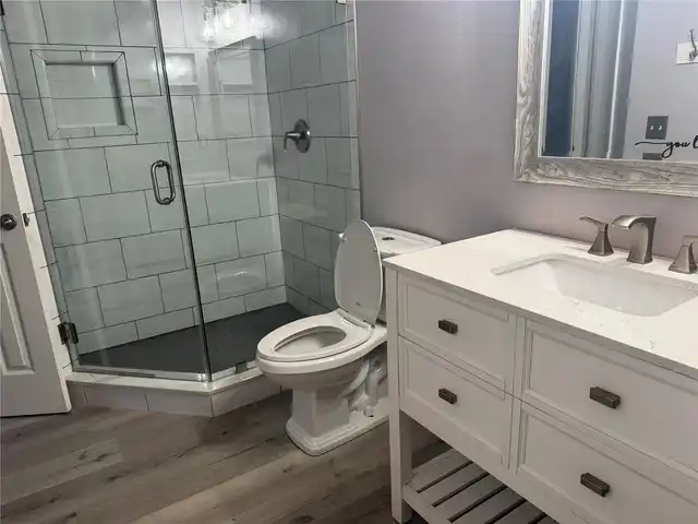 Listing Photo 15