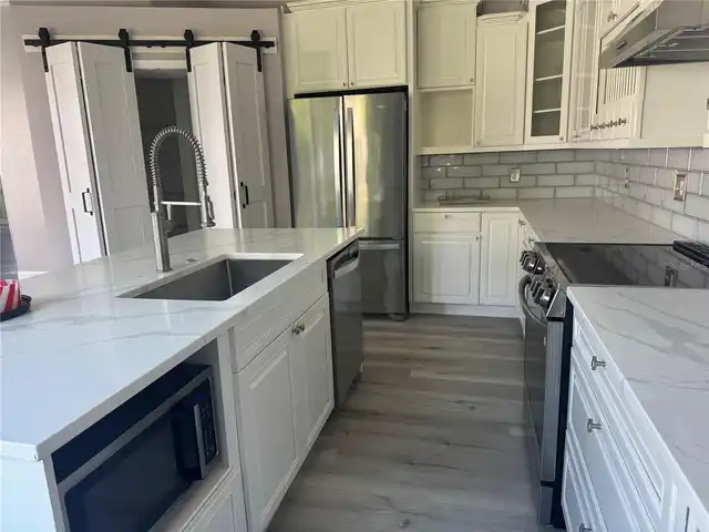 Listing Photo 17