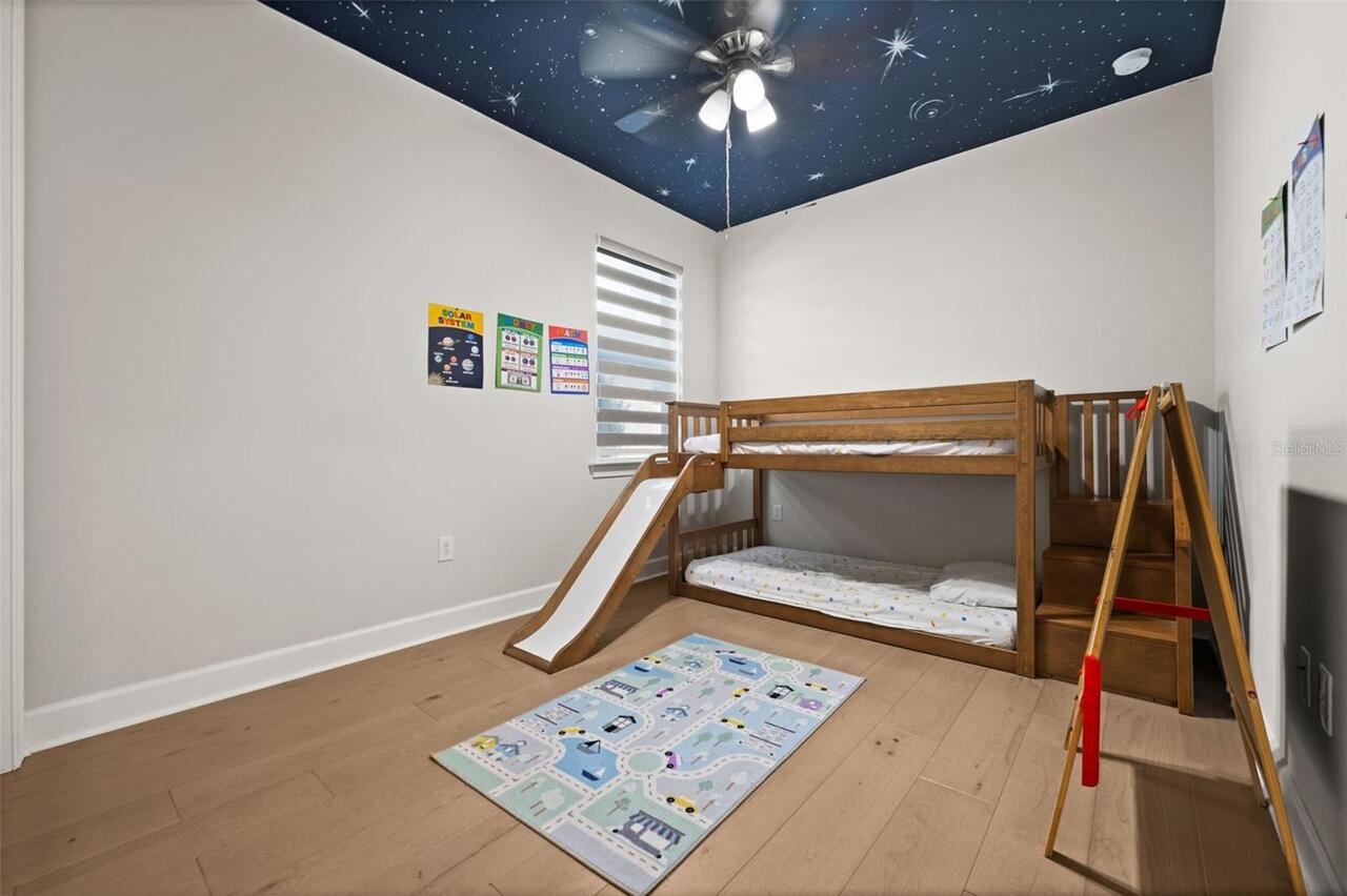 Listing Photo 23