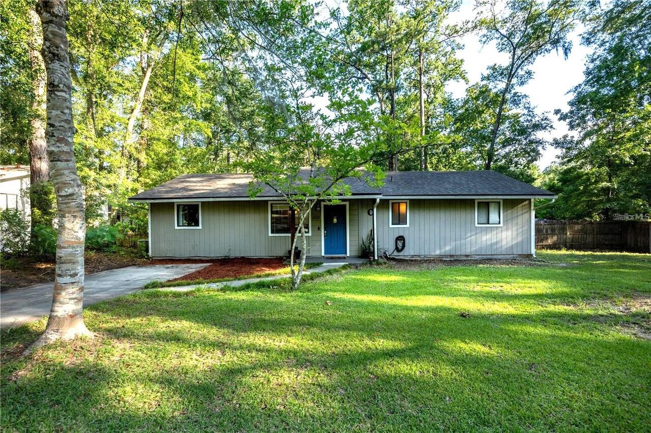 Listing Photo 1