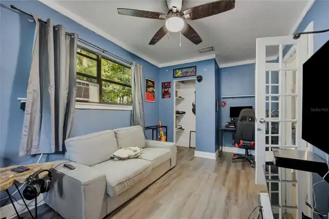 Listing Photo 22