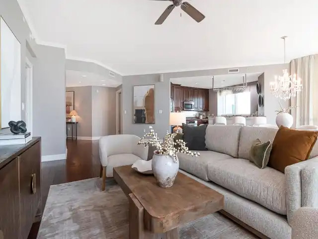 Listing Photo 11
