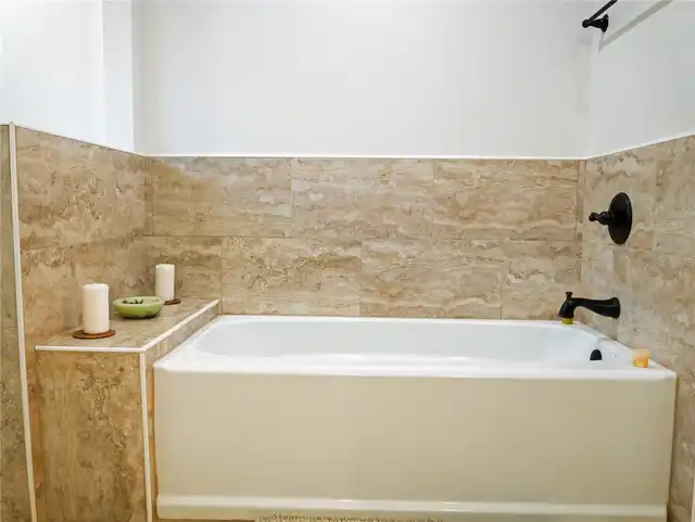 Listing Photo 26