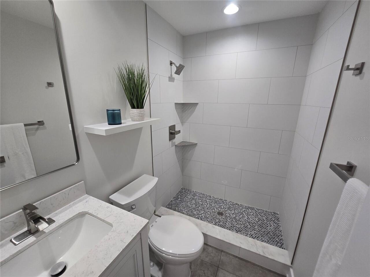 Listing Photo 44