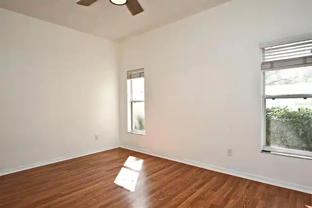Listing Photo 15