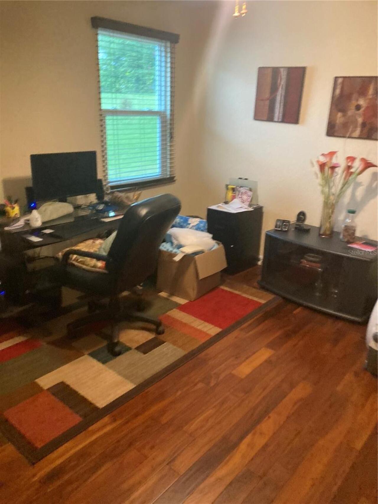 Listing Photo 10