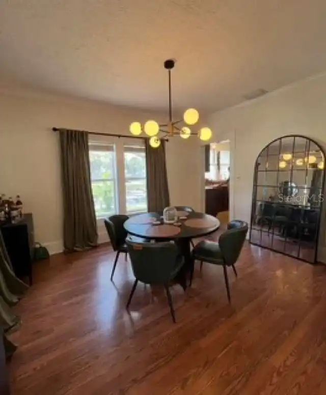 Listing Photo 5