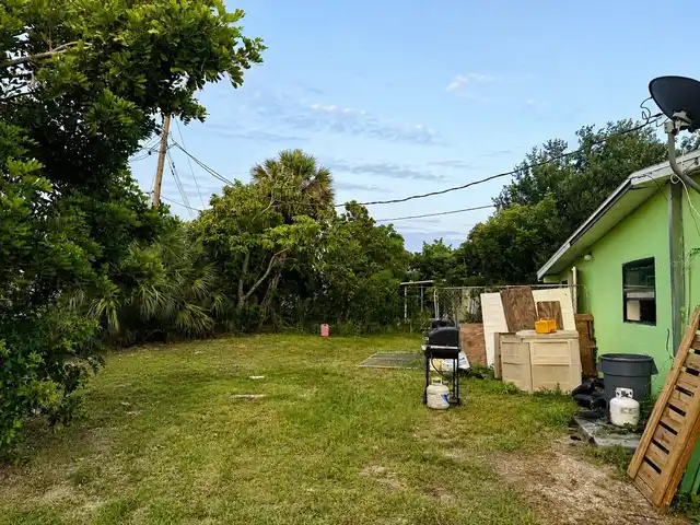 Listing Photo 16