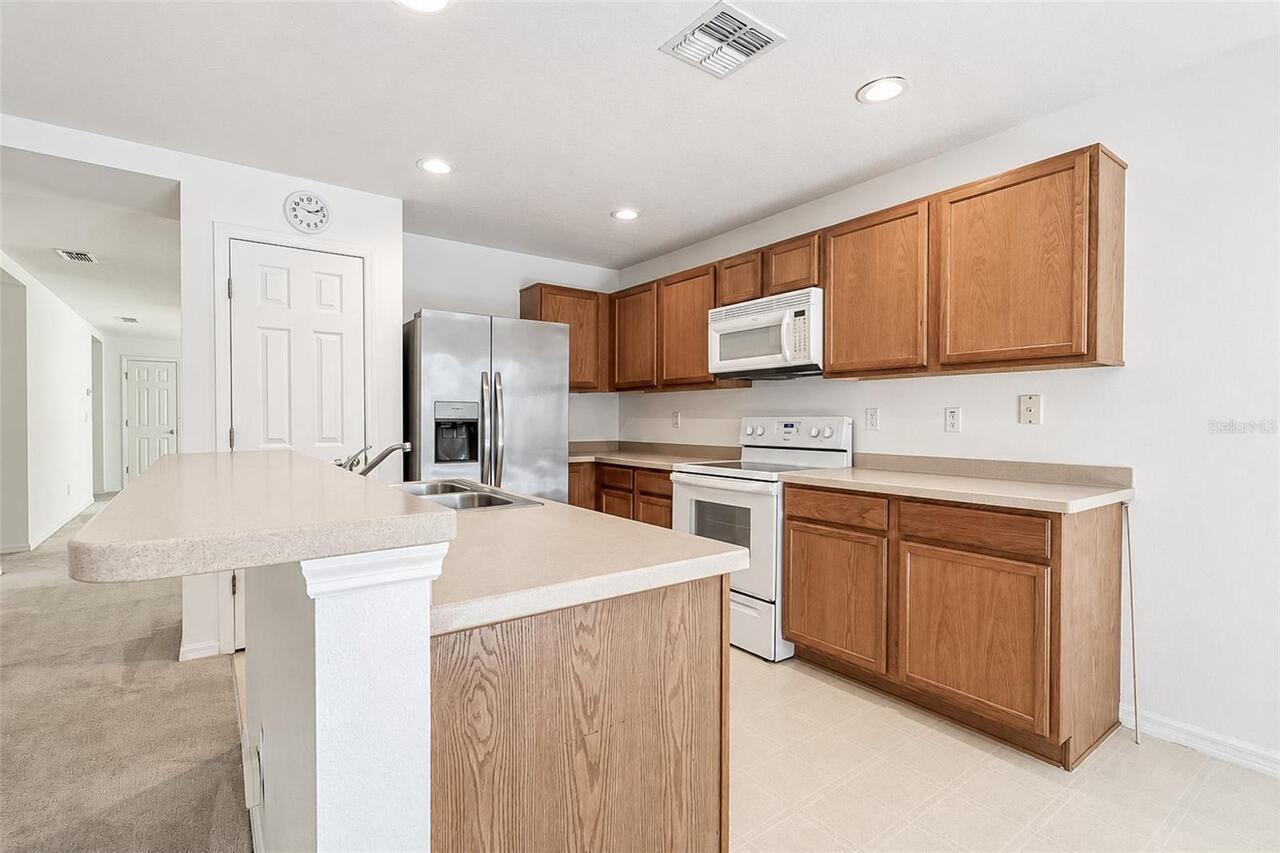 Listing Photo 11