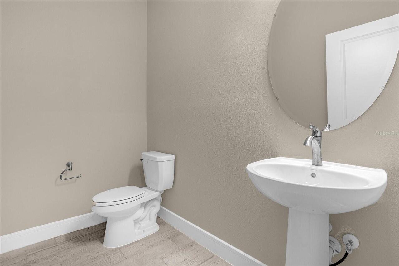 Listing Photo 9