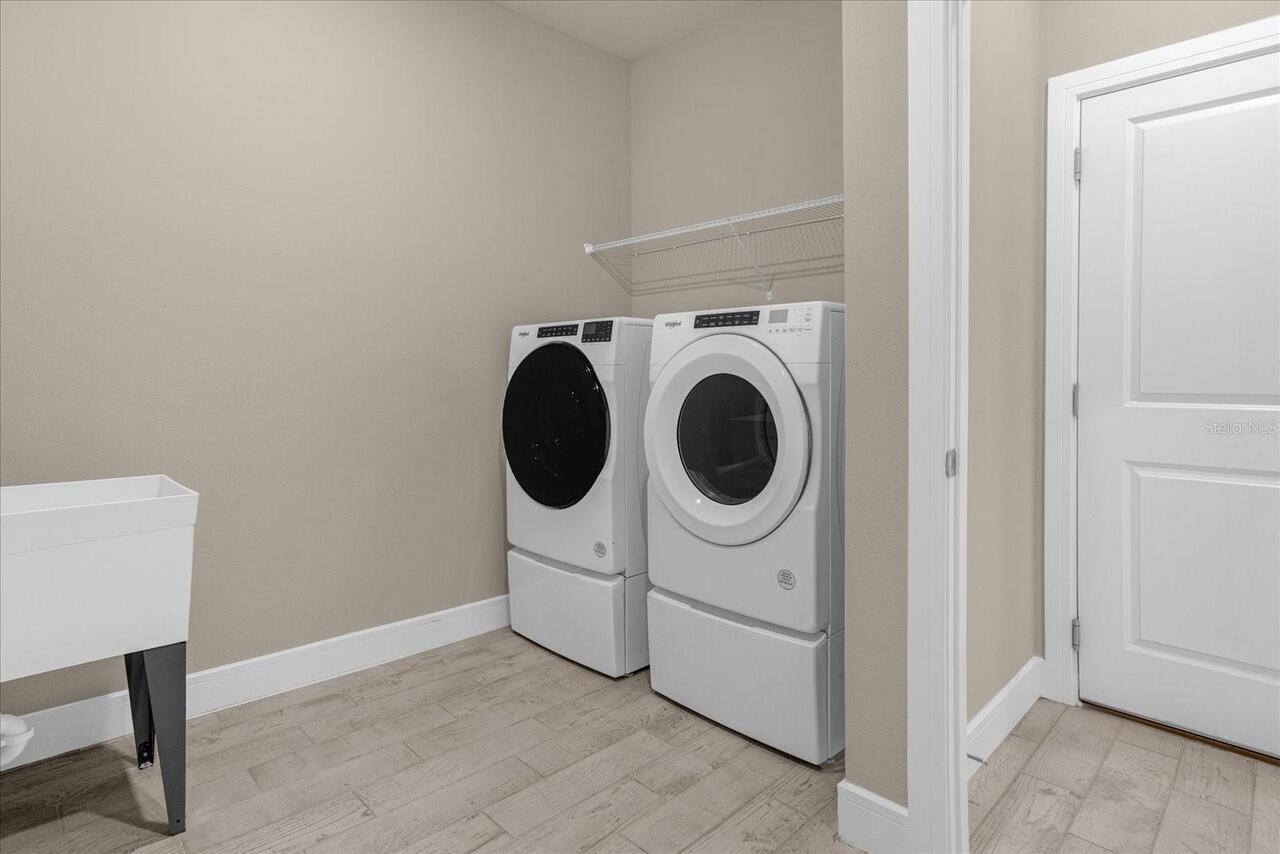 Listing Photo 10