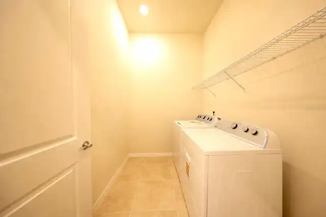 Listing Photo 10