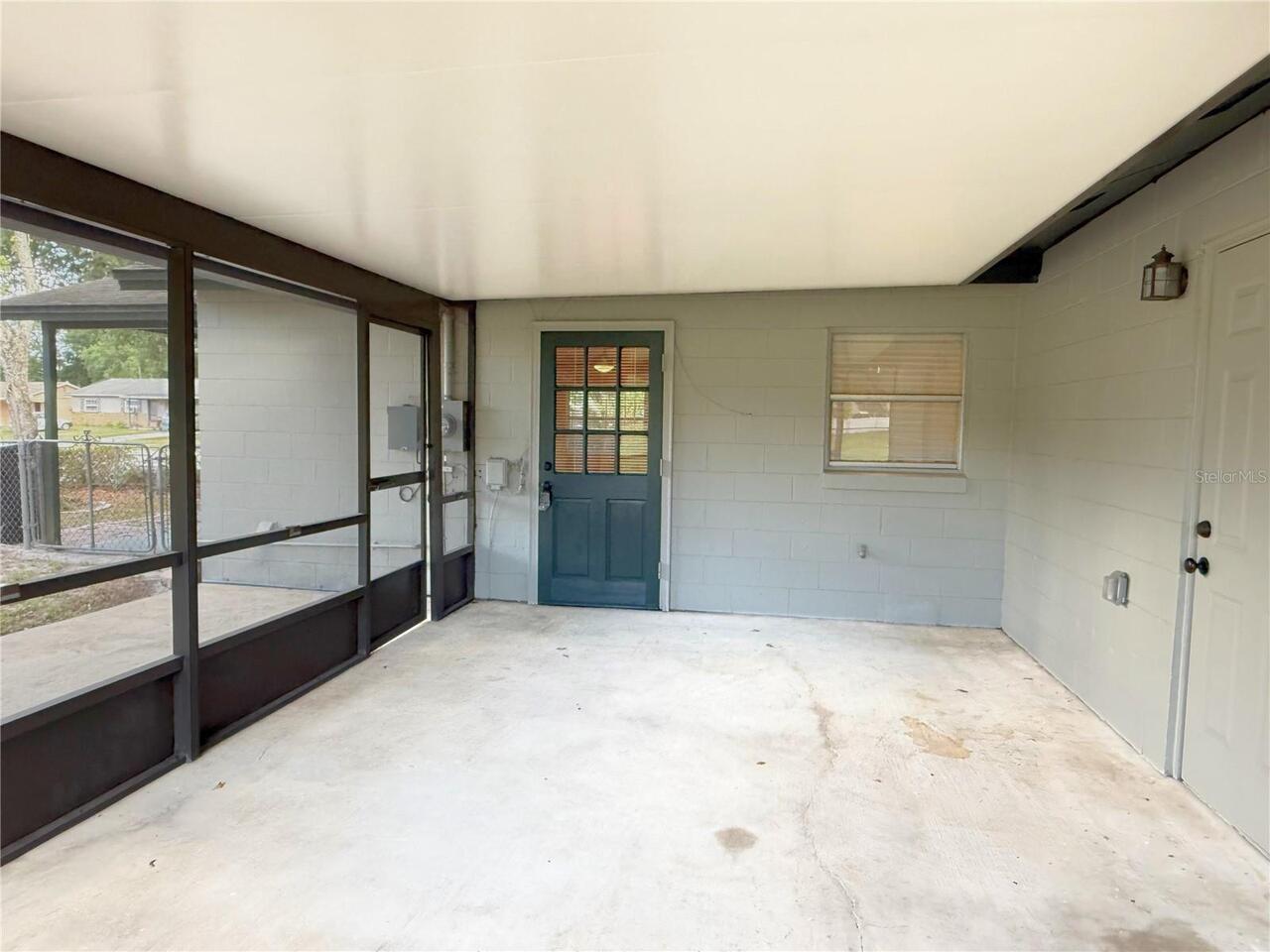 Listing Photo 11