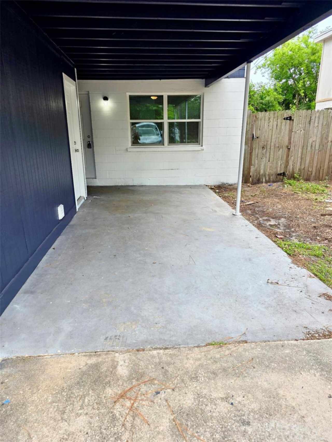 Listing Photo 16
