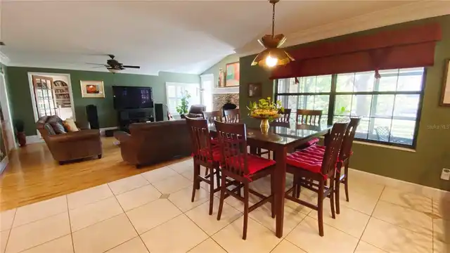 Listing Photo 17