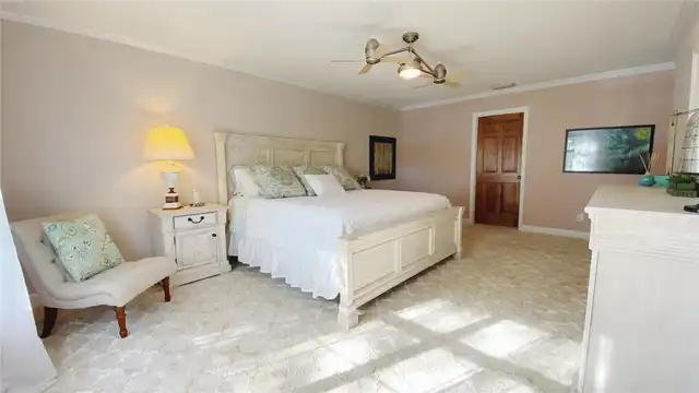 Listing Photo 35