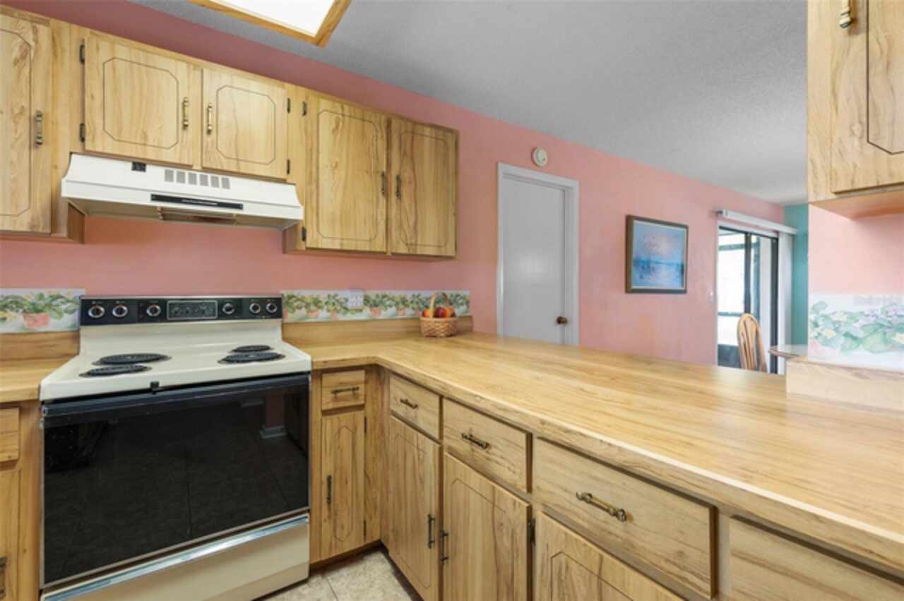 Listing Photo 14
