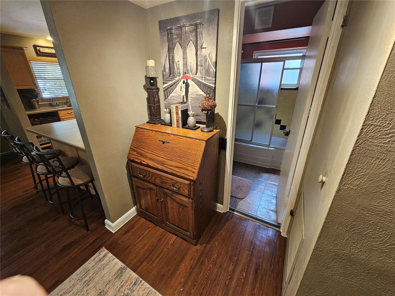 Listing Photo 7