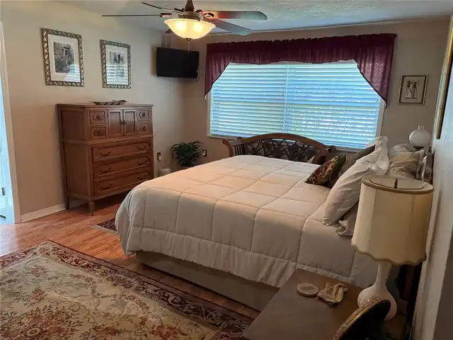 Listing Photo 20