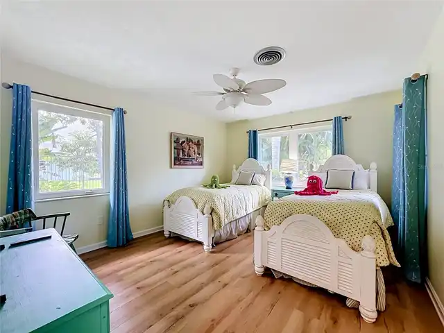Listing Photo 29