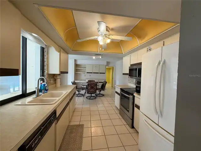 Listing Photo 17