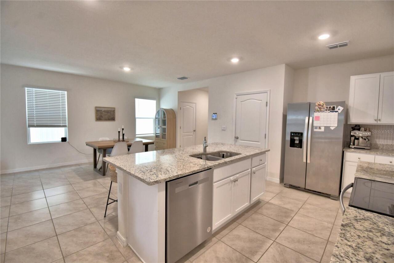 Listing Photo 17