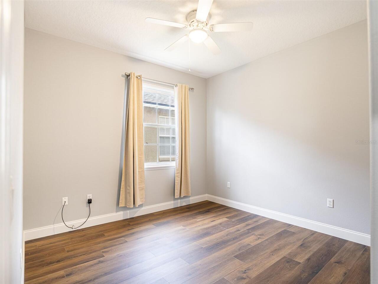 Listing Photo 7