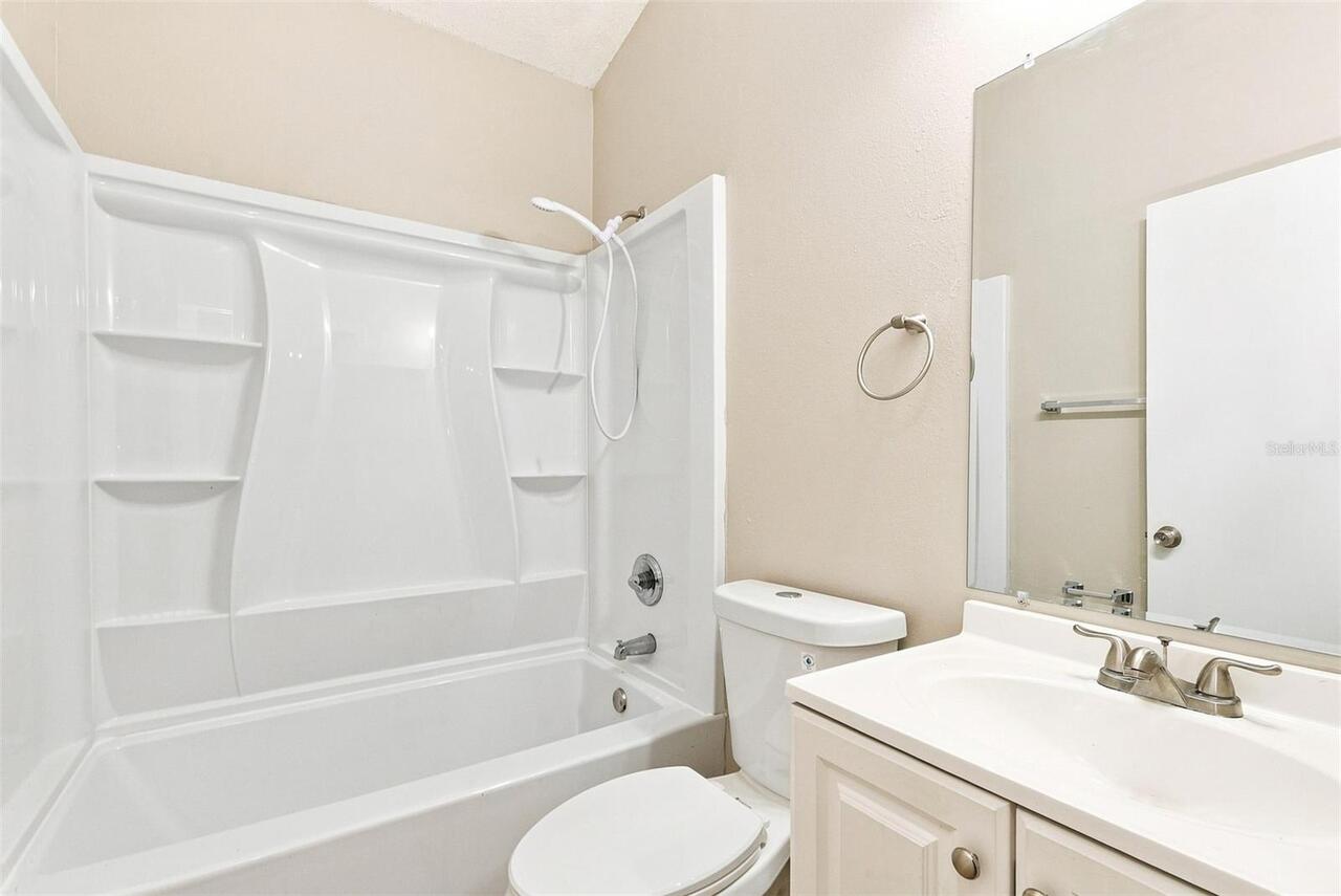 Listing Photo 14
