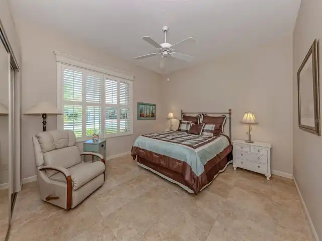 Listing Photo 24