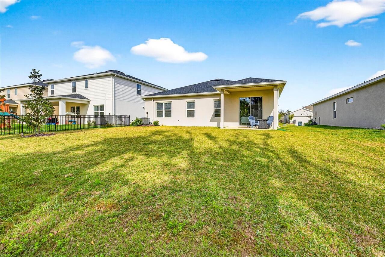 Listing Photo 37