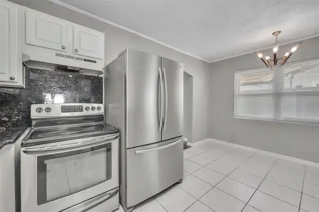 Listing Photo 14