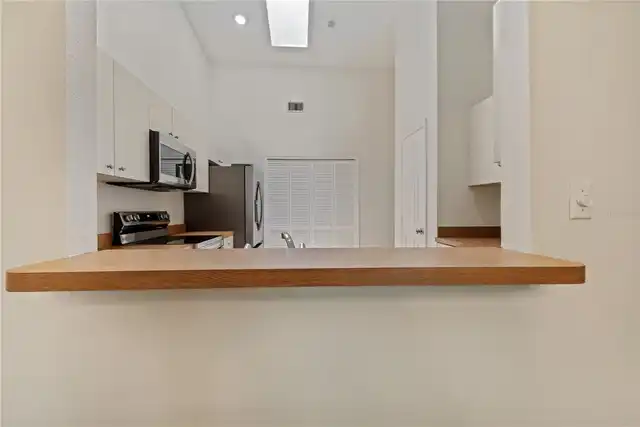 Listing Photo 10