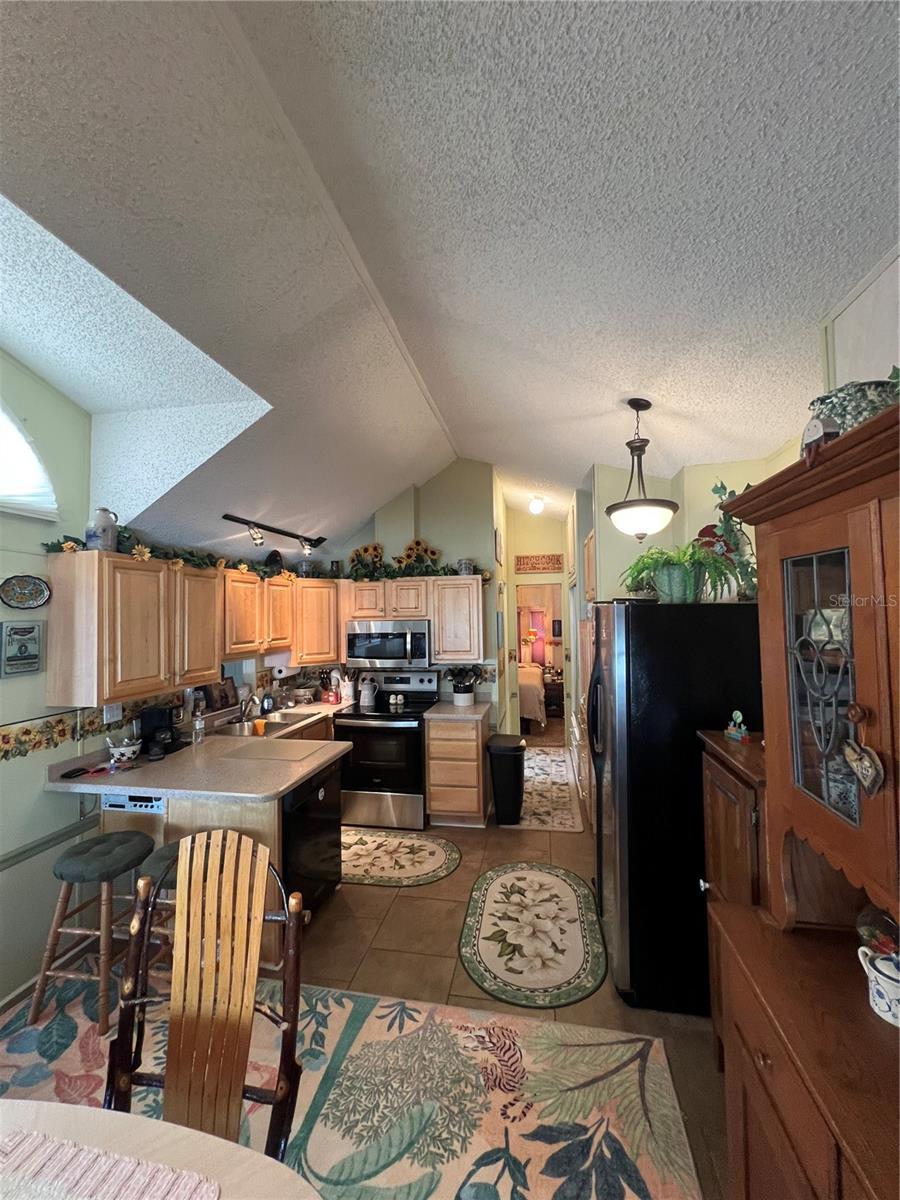 Listing Photo 28