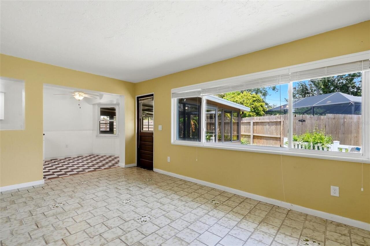 Listing Photo 9