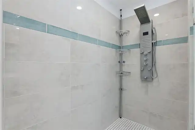 Listing Photo 37