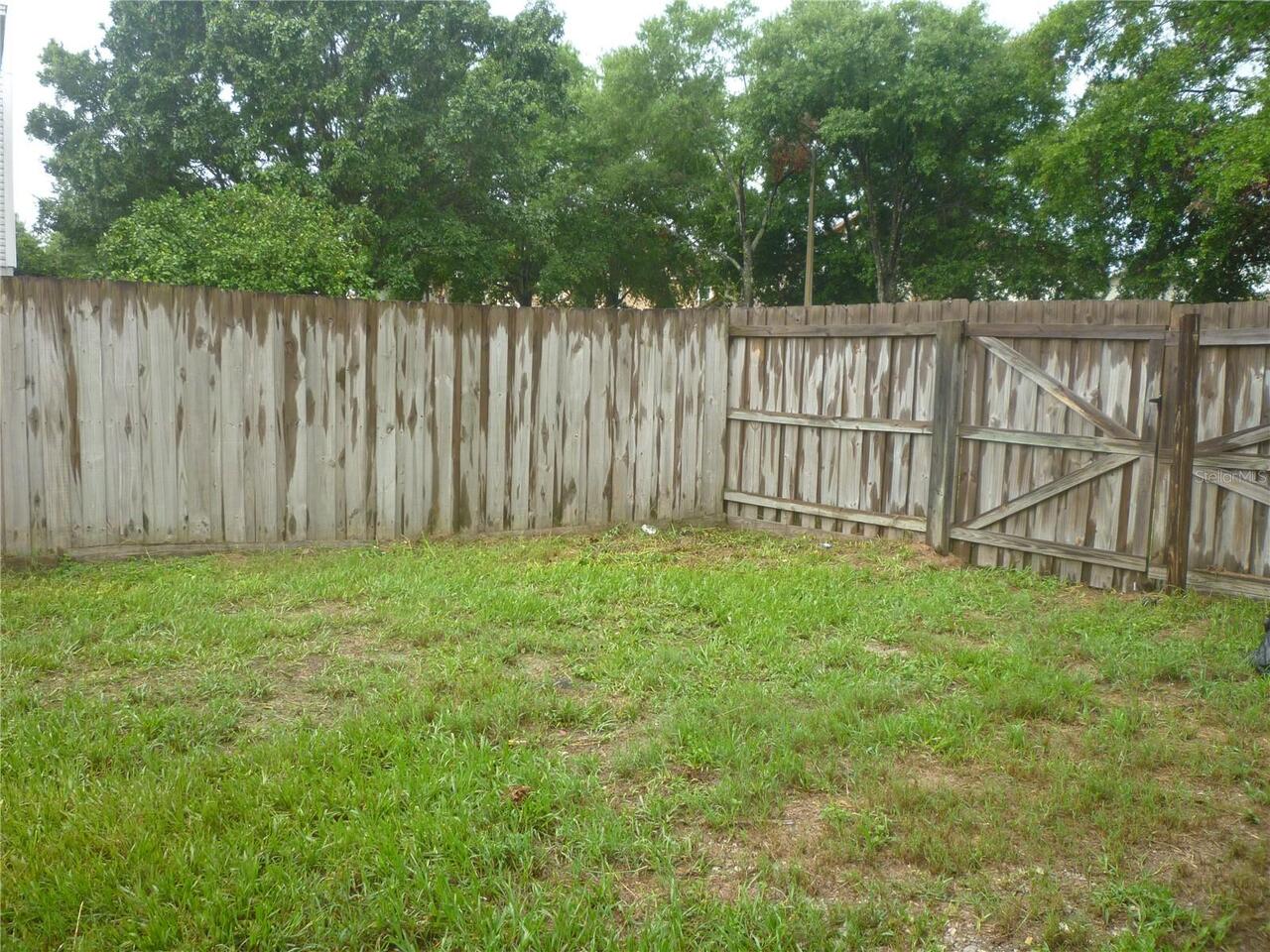 Listing Photo 12