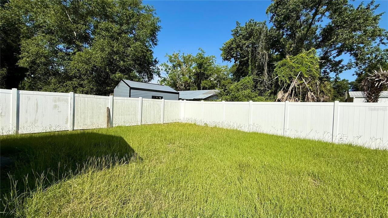 Listing Photo 12