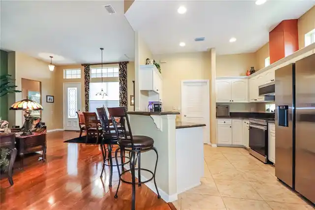 Listing Photo 10