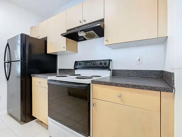 Listing Photo 9