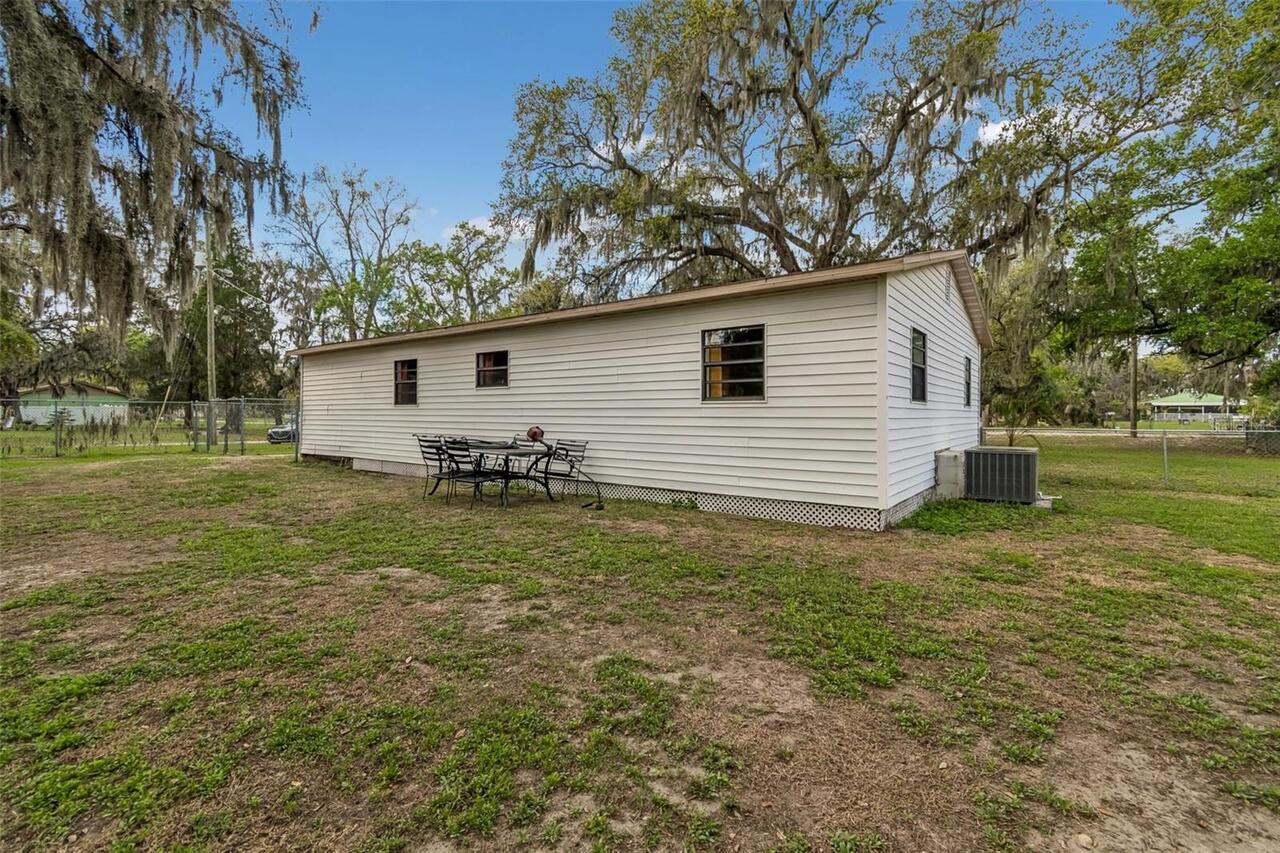 Listing Photo 17