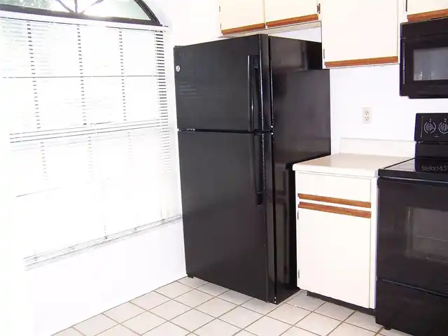 Listing Photo 11