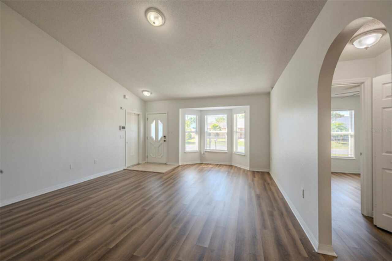 Listing Photo 7