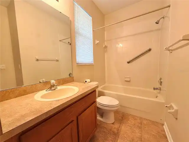 Listing Photo 17