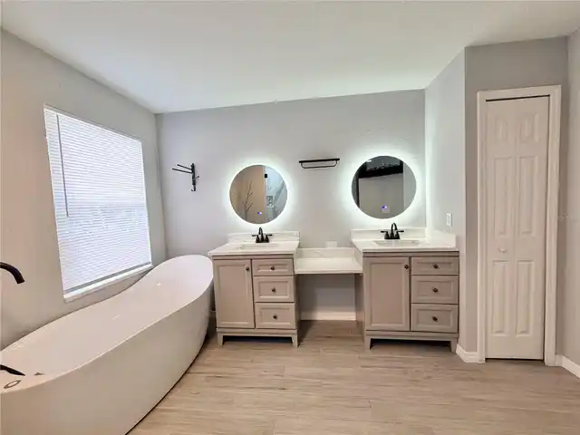 Listing Photo 24