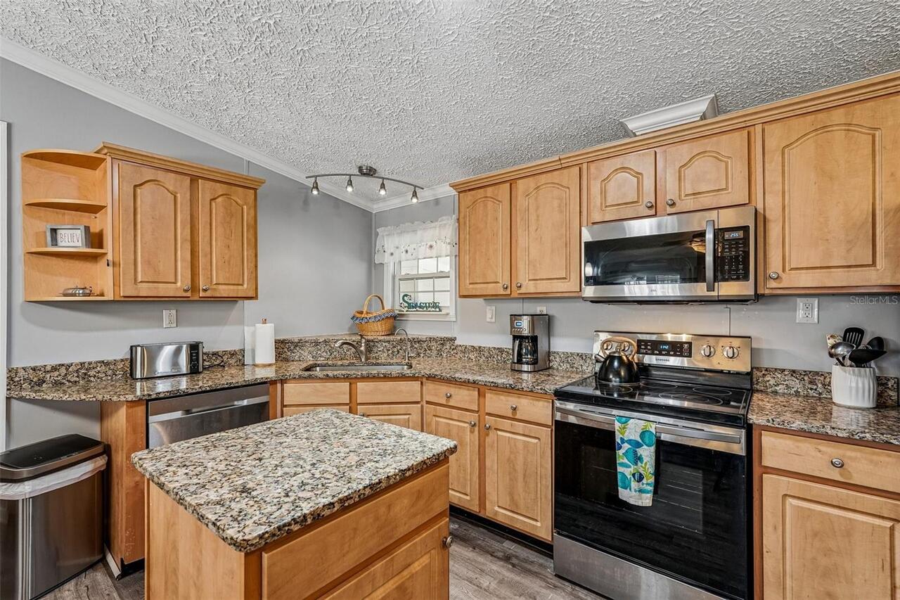 Listing Photo 15