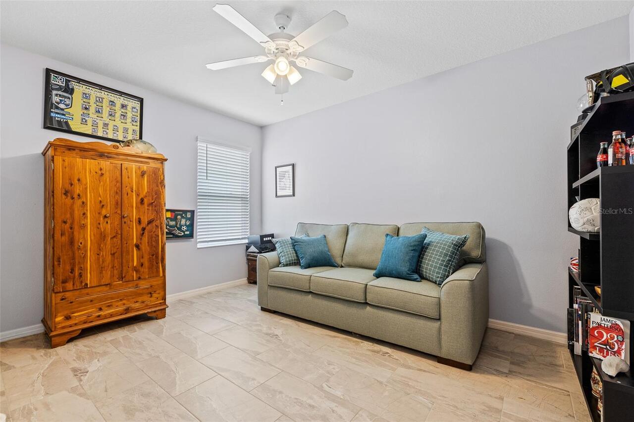 Listing Photo 14